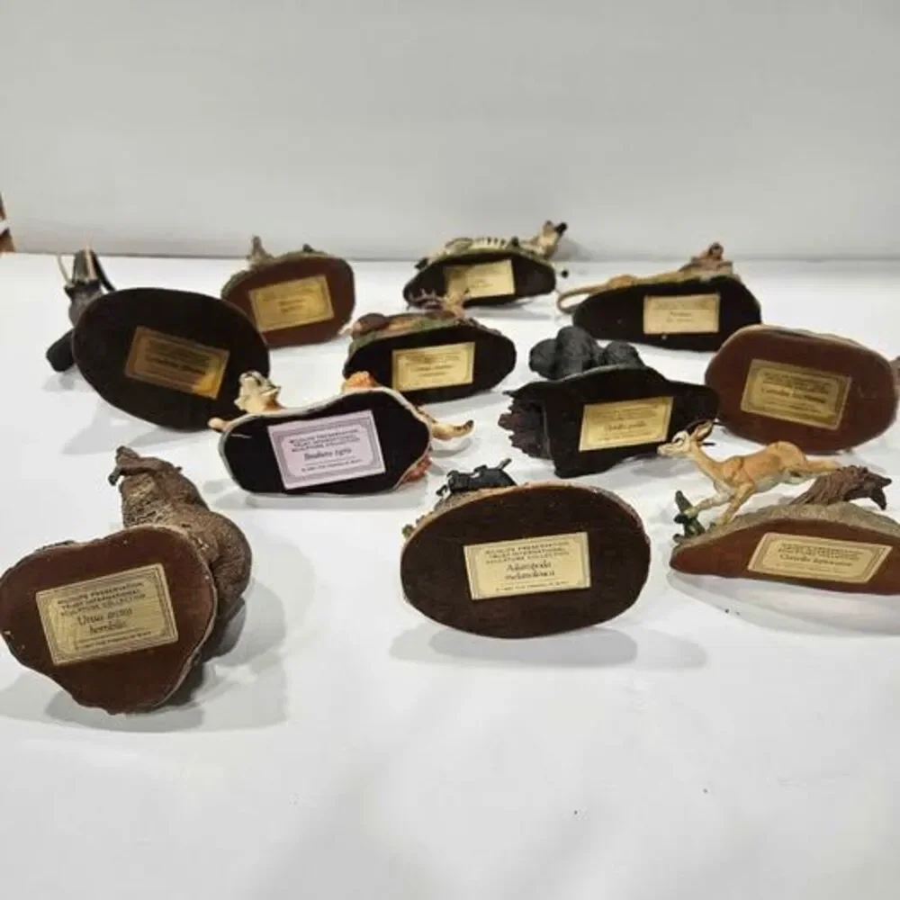Wildlife preservation trust international Animal Figurines Collection